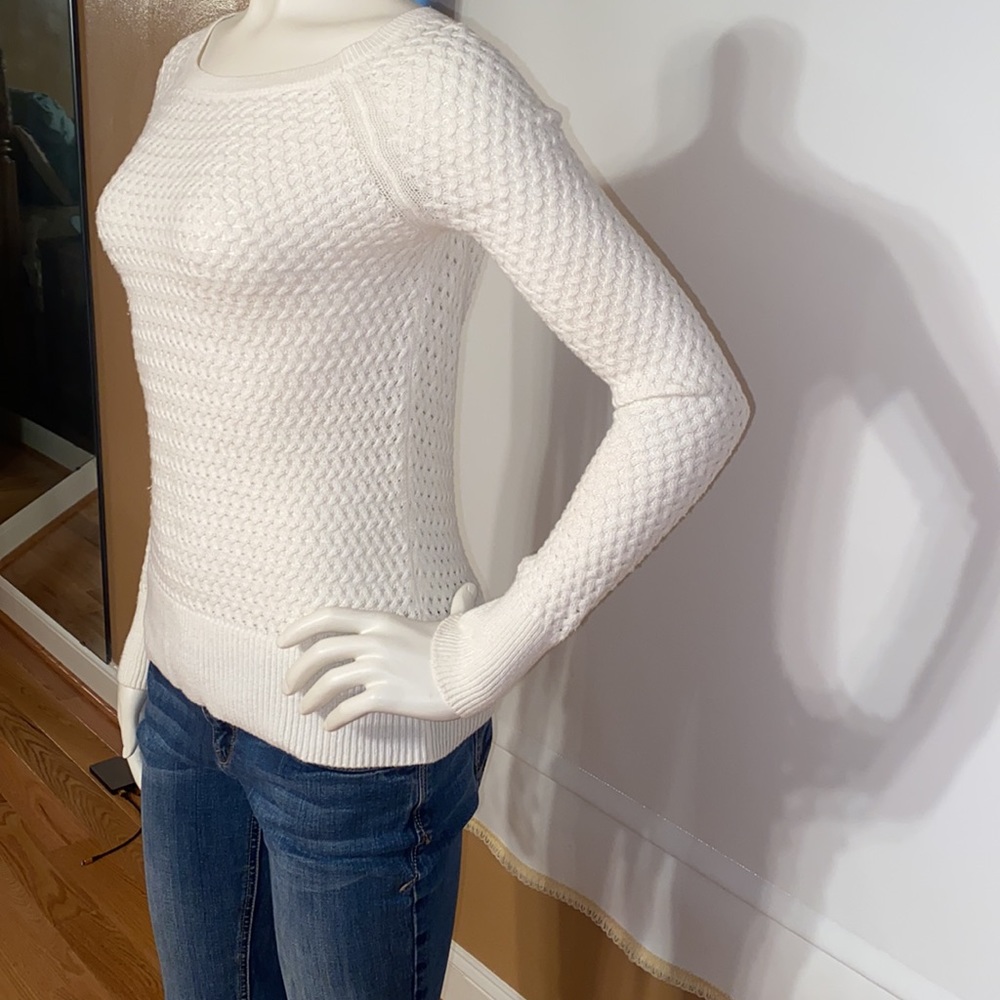 American Eagle Sweater - Picture 3 of 8